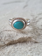 Load image into Gallery viewer, Turquoise Silver Solaris ring