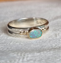 Load image into Gallery viewer, Solid Opal in 9k gold & Silver