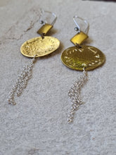 Load image into Gallery viewer, Brassy Earrings with chain
